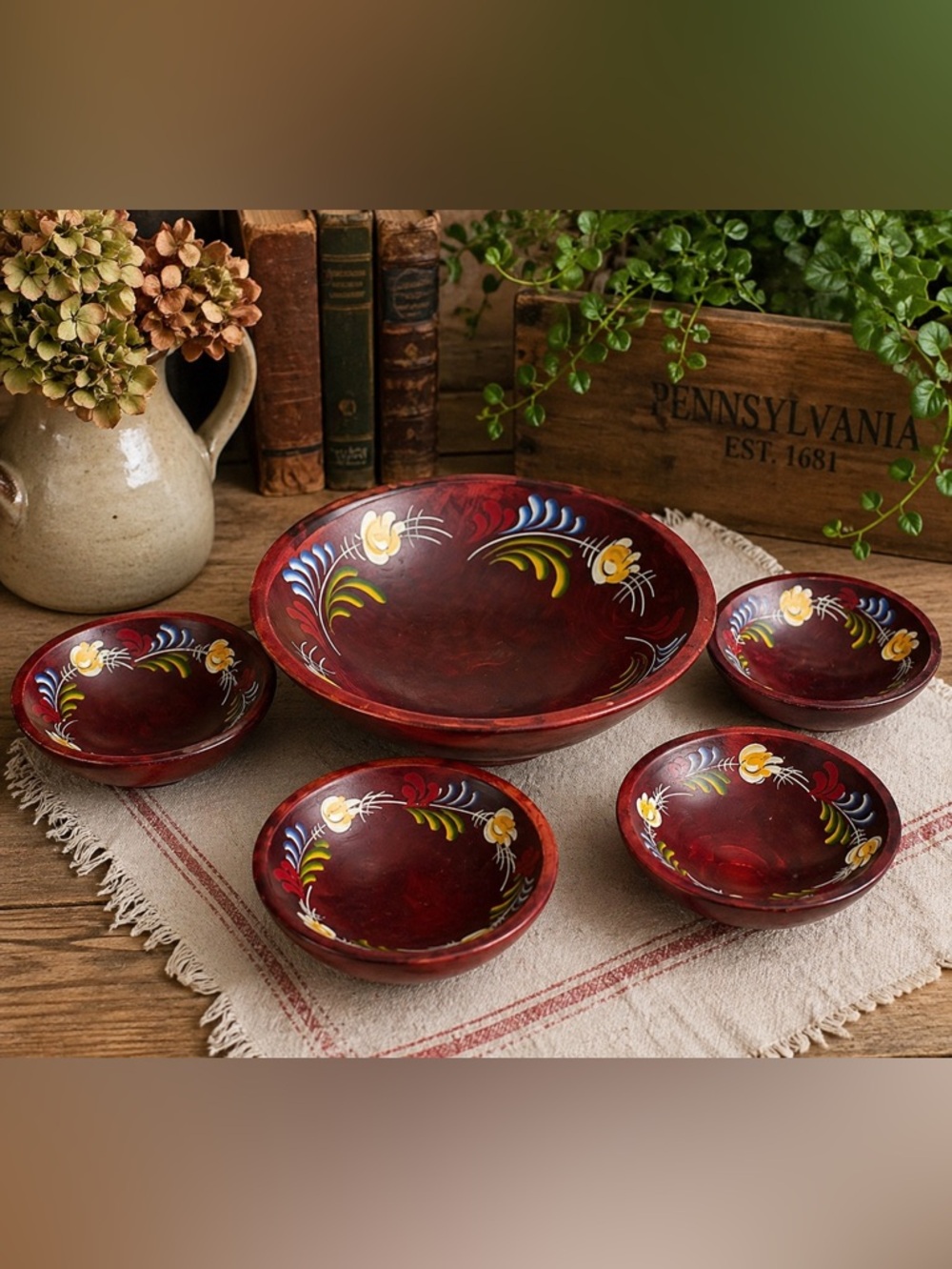 Vintage Woodcraftery Bowls Pennsylvania Dutch Hand Painted 5 Piece Salad Set